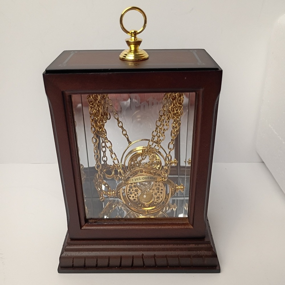 Harry Potter Time Turner Prop Replica by The‎ Noble Collection - Display Case